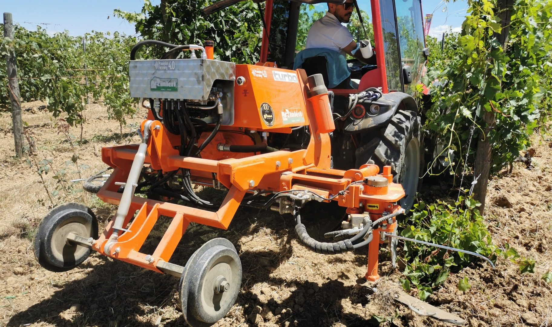 Rinieri Easyride permette di avere larghezze di lavoro automatiche