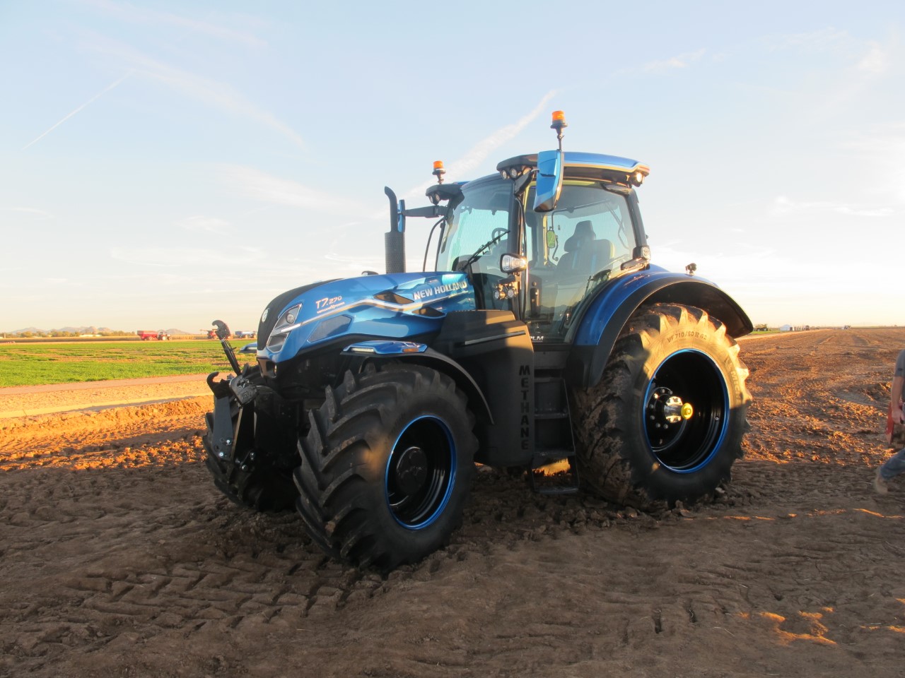 T7 Methane Power, New Holland svela il primo trattore al mondo a LNG